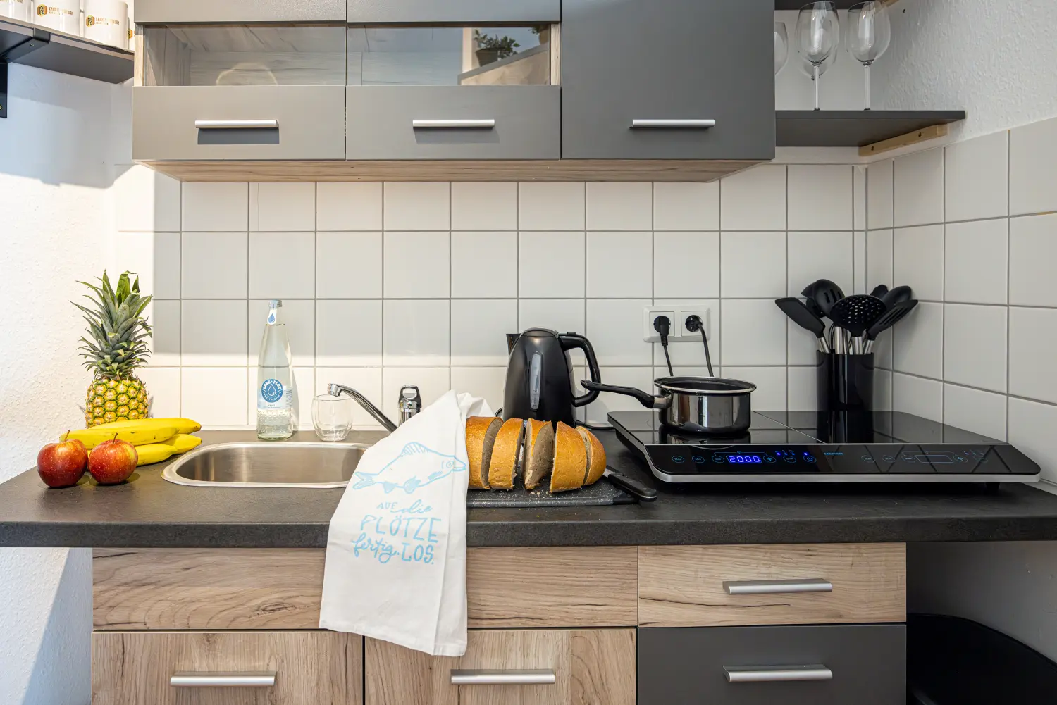 Krafft-Holiday Vermietung Ferienwohnung Rostock Küche