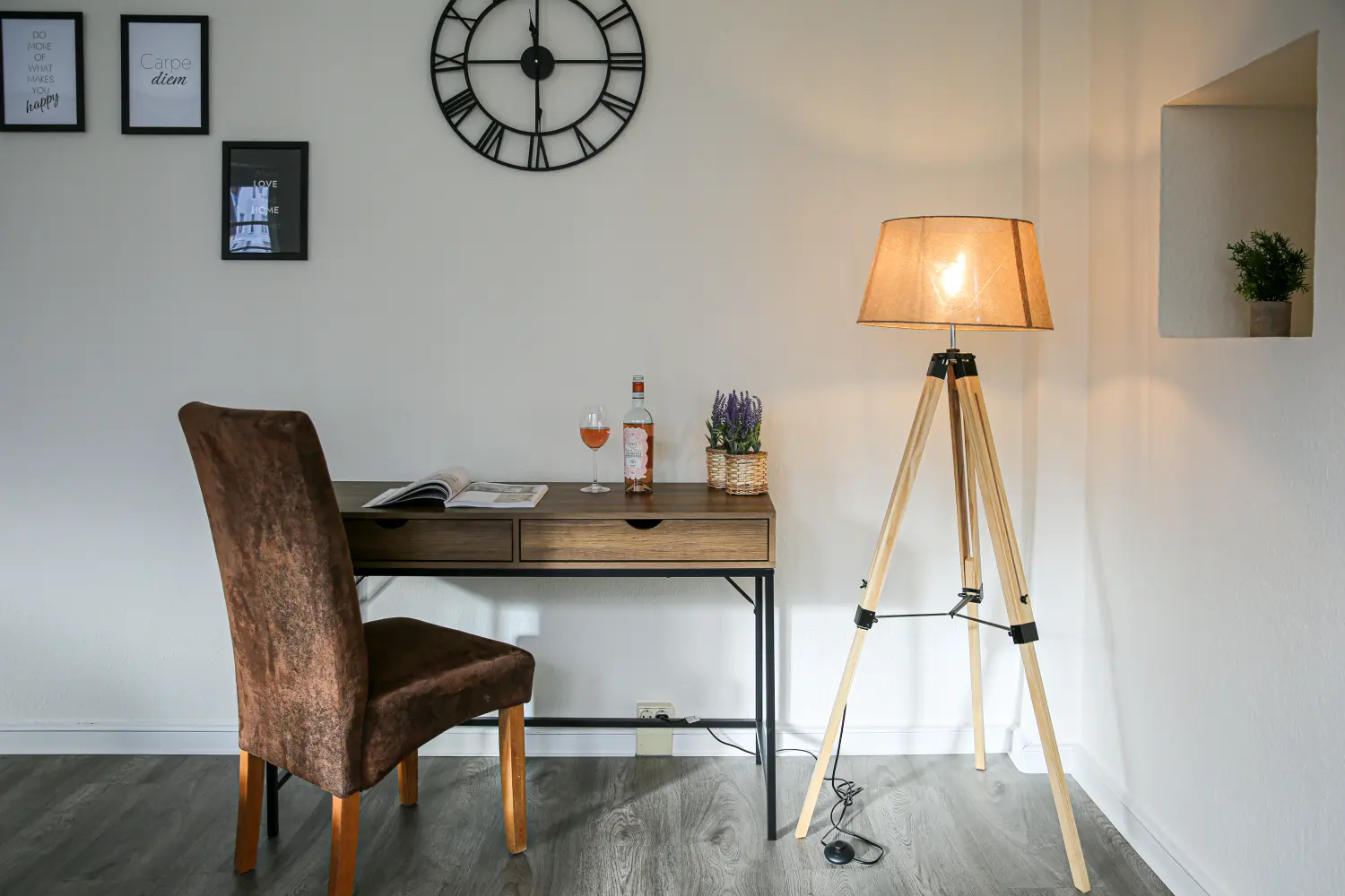 Krafft-Holiday Vermietung Ferienwohnung Rostock Wohnzimmer